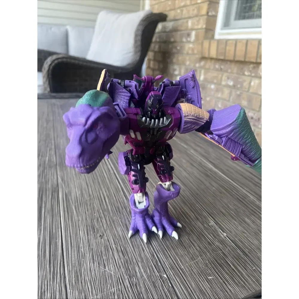 Transformers Kingdom Megatron leader complete war for cybertron t-rex